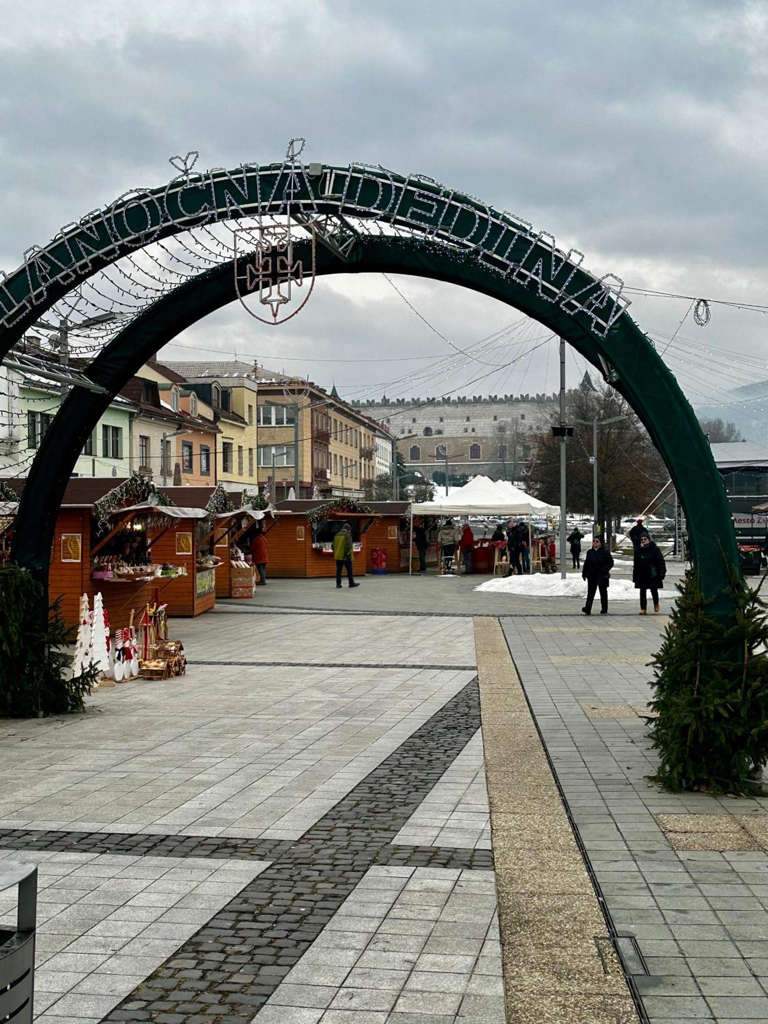 Apartman S Terasou Zvolen Exteriör bild