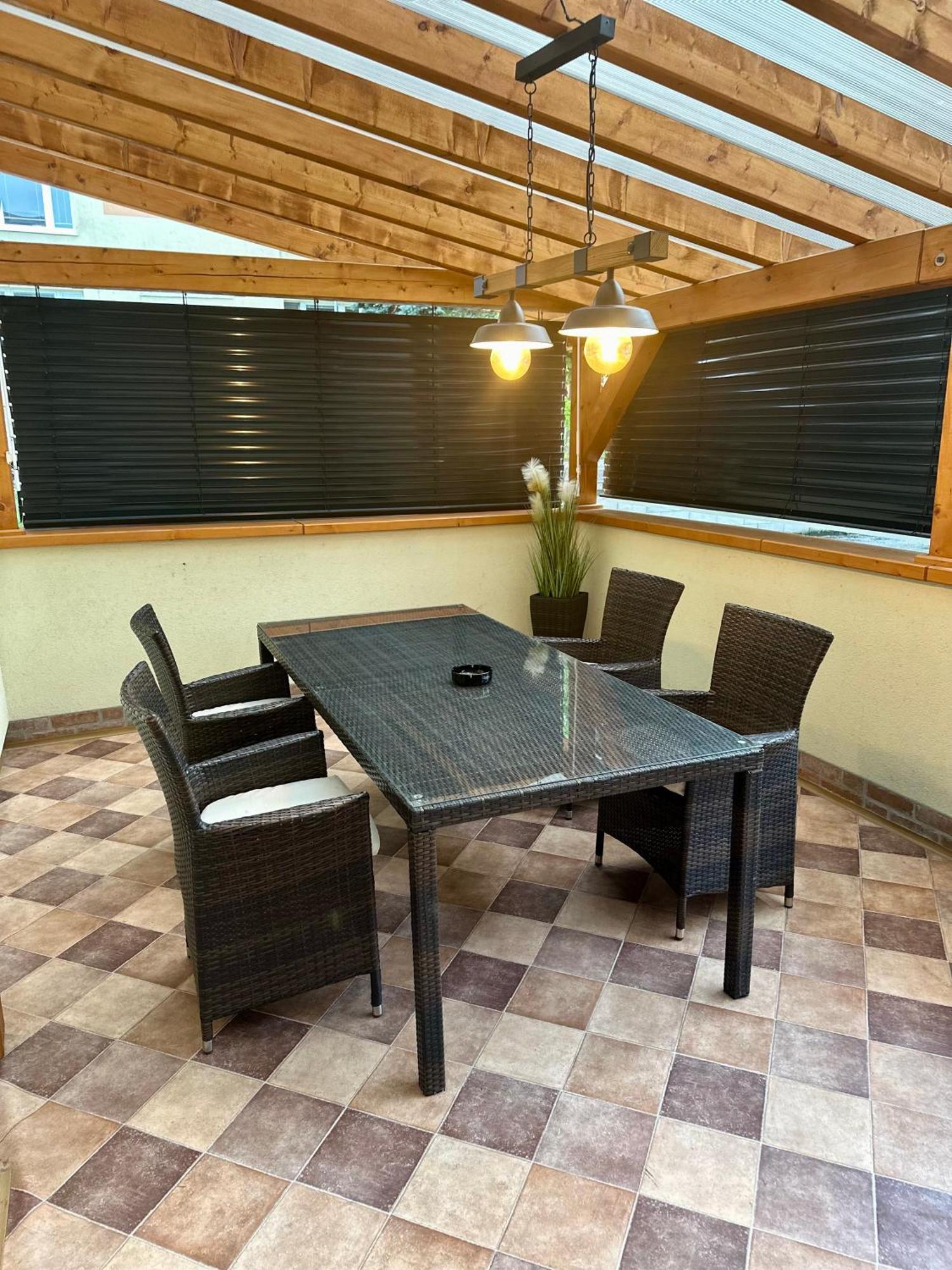Apartman S Terasou Zvolen Exteriör bild