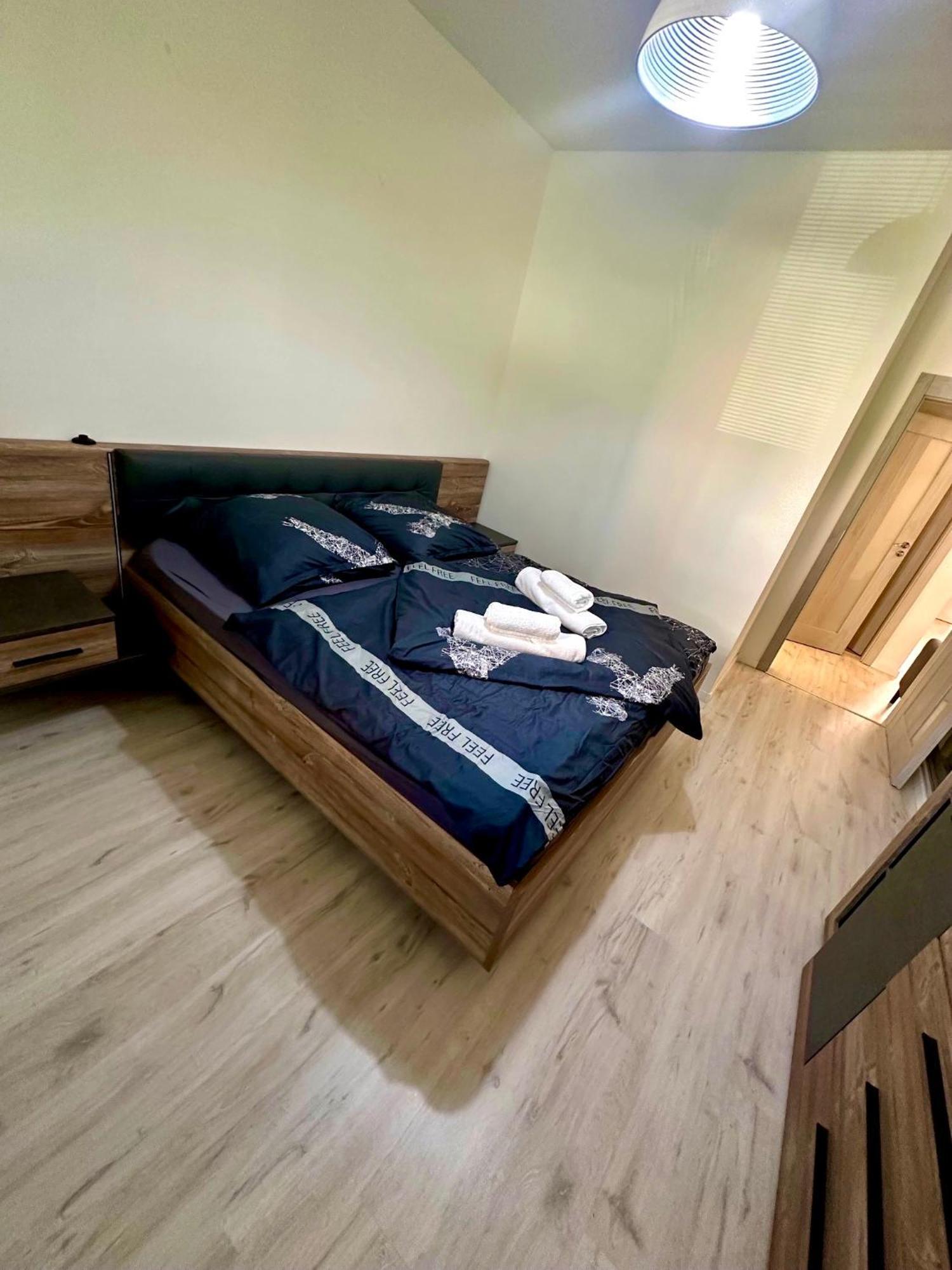 Apartman S Terasou Zvolen Exteriör bild