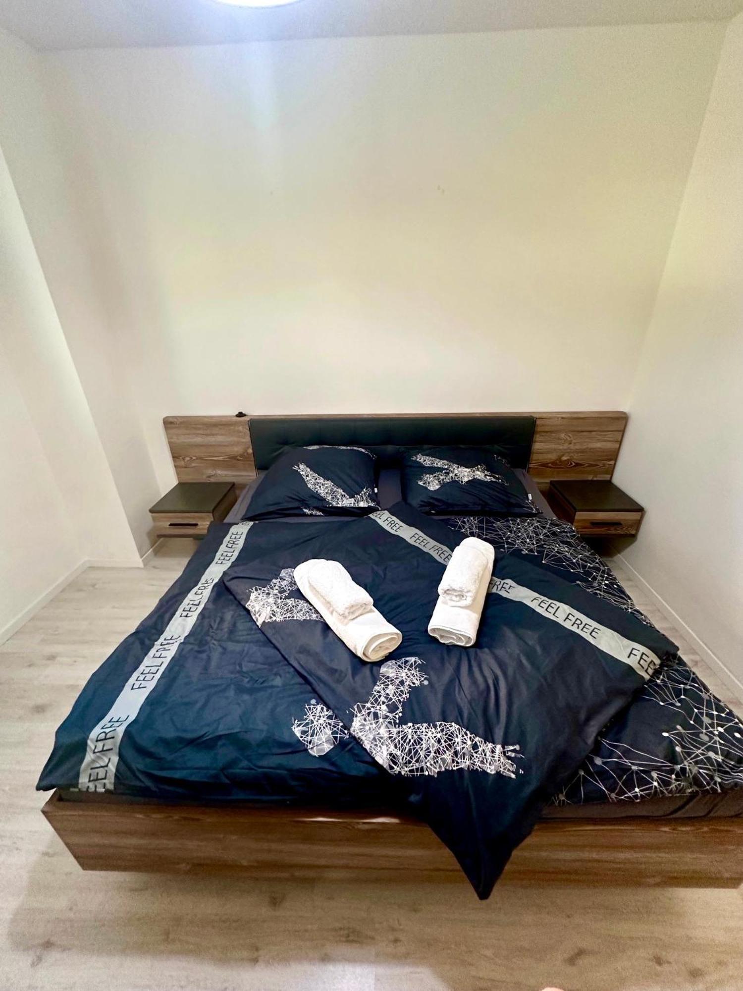 Apartman S Terasou Zvolen Exteriör bild